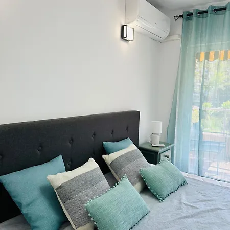 El Palmeral Vistas, Sea View, Pool Seasonal 15 June-15 Sept Apartment
